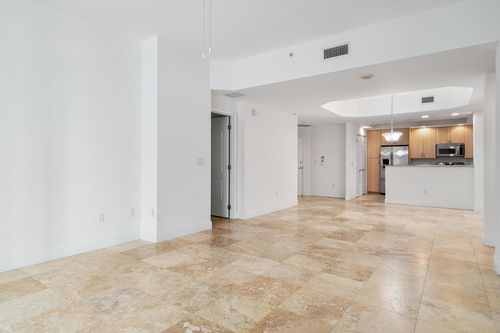 unit-612-801 S Olive Ave, West Palm Beach, FL, 33401-6186 | Card Image