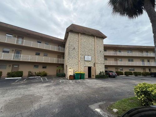110-5041 W Oakland Park Blvd, Lauderdale Lakes, FL, 33313-1656 | Card Image