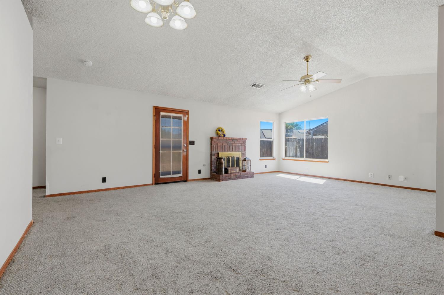 Residential in Lemoore 5