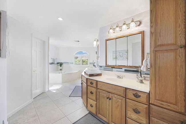 1709 Wavecrest Ct, House other with 4 bedrooms, 3 bathrooms and null parking in Marco Island FL | Image 23