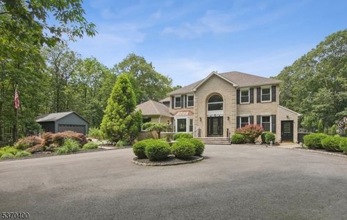 14 Indian Run Rd, Long Valley, NJ, 07853-3403 | Card Image
