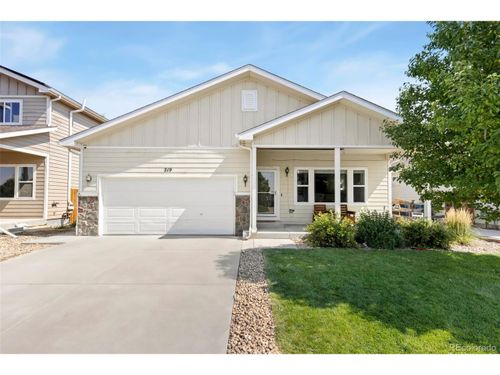 219 Valley Ave, Lochbuie, CO, 80603-5908 | Card Image
