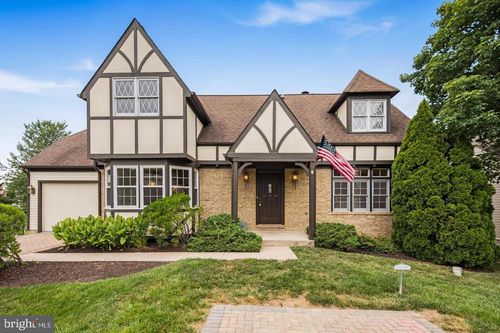 2379 Bear Den Rd, FREDERICK, MD, 21701-9328 | Card Image