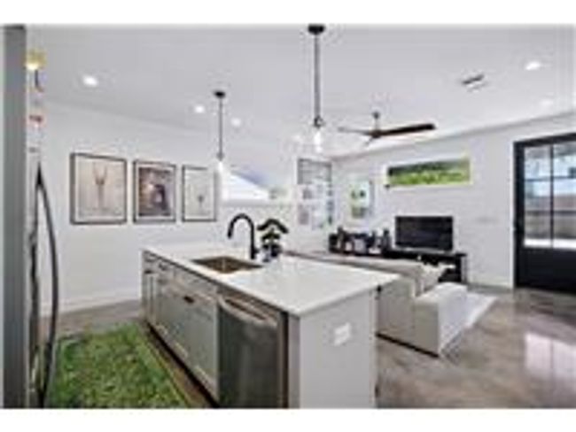 Kitchen | Image 16