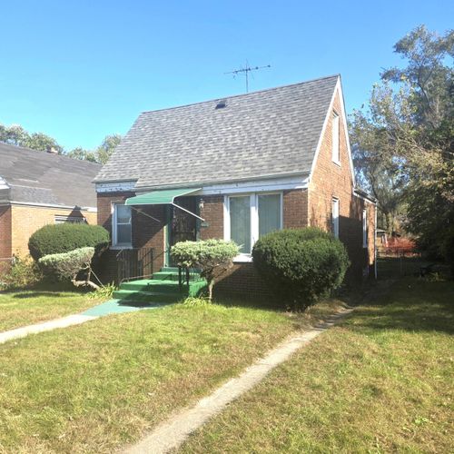 637 M L King Drive, Gary, IN, 46402 | Card Image