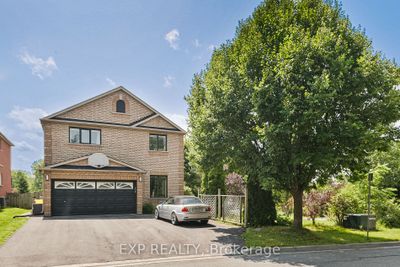 29 Batson Dr, House other with 4 bedrooms, 4 bathrooms and 7 parking in Aurora ON | Image 3