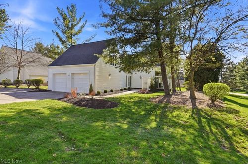 249 Tinkers Trl, Aurora, OH, 44202-8893 | Card Image