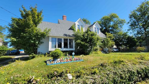 18 Parade St, Yarmouth, NS, B5A3A4 | Card Image