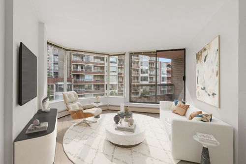 605-1333 Hornby St, Vancouver, BC, V6Z2C1 | Card Image