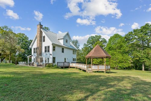 927 Bond Rd, Duck River, TN, 38454-3721 | Card Image