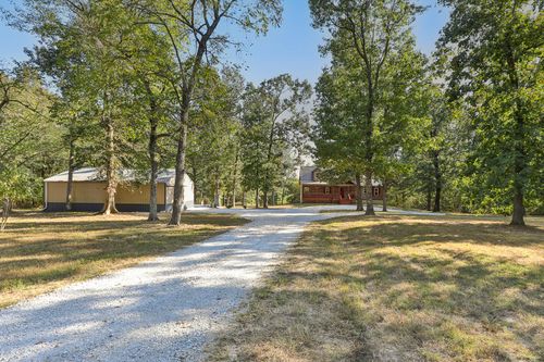 1556 E 464th Rd, Bolivar, MO, 65613-8468 | Card Image