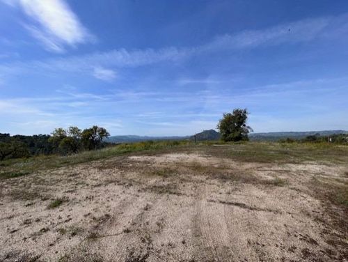 23710 Loper Valley Rd, Prather, CA, 93651-9612 | Card Image