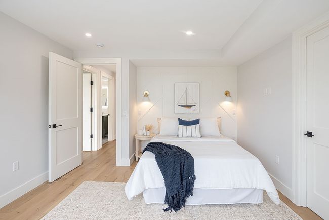 10 Stimpson St, House other with 5 bedrooms, 7 bathrooms and 4 parking in Middletown RI | Image 25