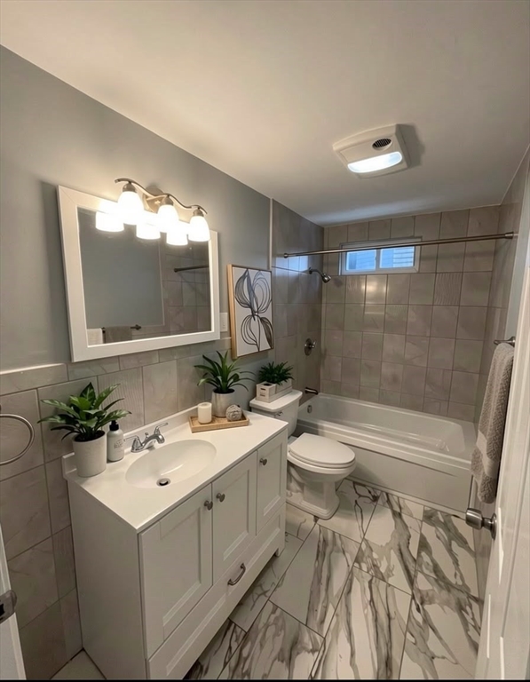 Residential Lease in Boston 4