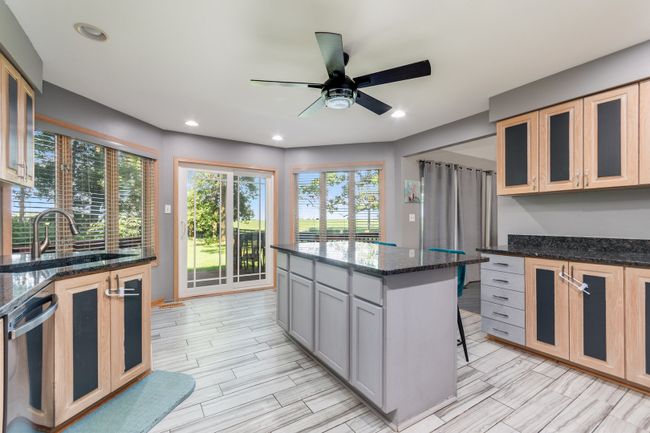 745 Cynthia Dr, House other with 3 bedrooms, 3 bathrooms and 2 parking in Sandwich IL | Image 8