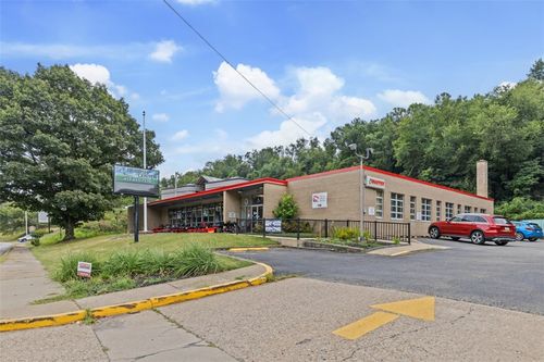 520 E Bruceton Rd, Pleasant Hills, PA, 15236-4522 | Card Image