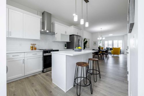 52 Andalusian Rd, Cochrane, AB, T4C3B7 | Card Image