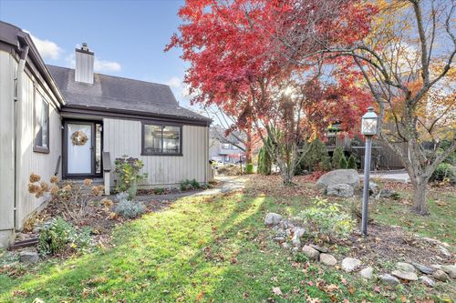 a-516 Opa Ln, Stratford, CT, 06614-8252 | Card Image