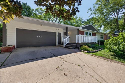 443 S Hackett Road, Waterloo, IA, 50701 | Card Image