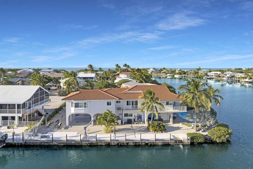 123 Bruce Ct, Marathon, FL, 33050-2915 | Card Image