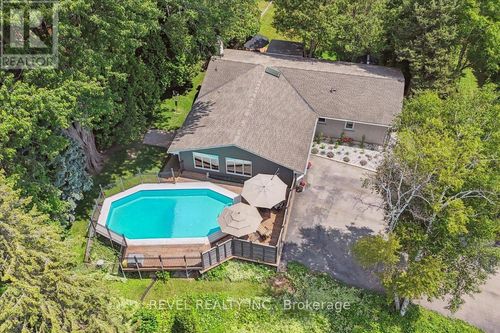 15 Ireson Road, Burlington (Grindstone), ON, L7R3X5 | Card Image
