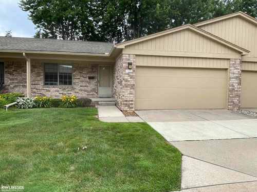 41625 Janet Cir, Clinton Township, MI, 48038-2055 | Card Image