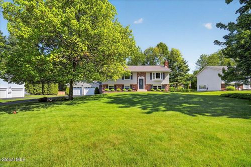 12 Cherry Ln, Clifton Park, NY, 12065-4018 | Card Image