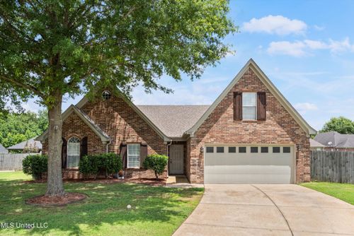 5921 Landau Dr, Southaven, MS, 38671-8948 | Card Image