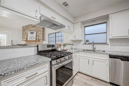 4907 Fox Hollow Blvd, Spring, TX, 77389-3916 | Card Image