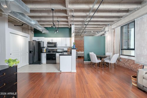 402-114 W Adams St, Phoenix, AZ, 85003-2000 | Card Image
