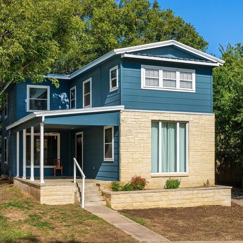 3306 Liberty St, Austin, TX, 78705-2526 | Card Image