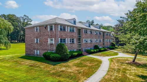 apt-10-25 Edgelawn Ave, North Andover, MA, 01845-4406 | Card Image