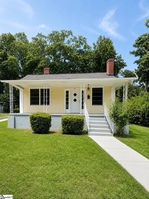 111 Bethune St S, Greenwood, SC, 29646-3001 | Card Image