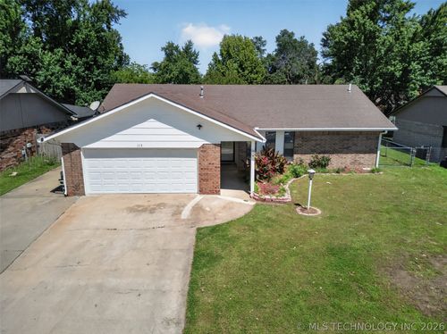113 Magnolia Avenue, Pryor, OK, 74361 | Card Image