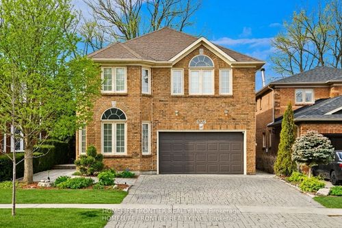 6124 Hardesty Cres, Mississauga, ON, L5V1B4 | Card Image