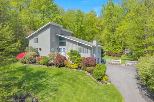 49 Chester Ct, Cortlandt Mnr, NY, 10567-6362 | Card Image