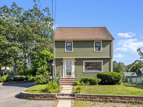 20 Curtis St, Wakefield, MA, 01880-5110 | Card Image