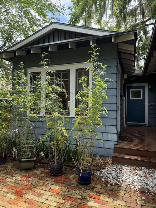 studio-711 Ne 5th Street, GAINESVILLE, FL, 32601 | Card Image