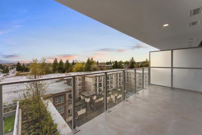 610 - 9675 King George Blvd, Condo with 1 bedrooms, 1 bathrooms and 1 parking in Surrey BC | Image 12