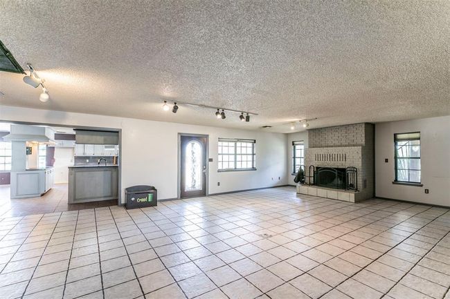 180 Fcr 797, Home with 6 bedrooms, 7 bathrooms and null parking in Donie TX | Image 15