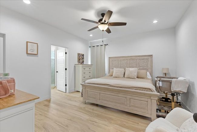 173 Sw 24 Th Ave, House other with 3 bedrooms, 2 bathrooms and 2 parking in Trenton FL | Image 22