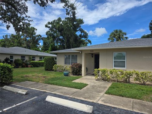 7056-7056 W Country Club Dr N, SARASOTA, FL, 34243-3513 | Card Image