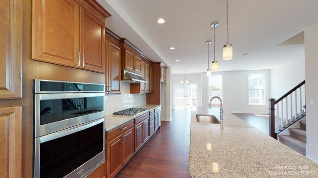 2704 S Spurway Dr, Condo with 4 bedrooms, 4 bathrooms and null parking in Ann Arbor MI | Image 8