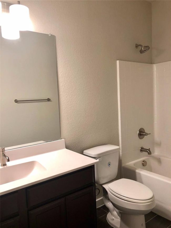 2 - 1003 W Sierra Vista Ct, Home with 6 bedrooms, 6 bathrooms and 2 parking in Midlothian TX | Image 7
