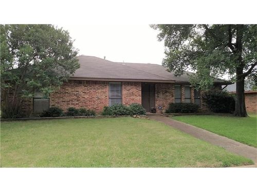 1217 River Oaks Dr, Flower Mound, TX, 75028-1346 | Card Image