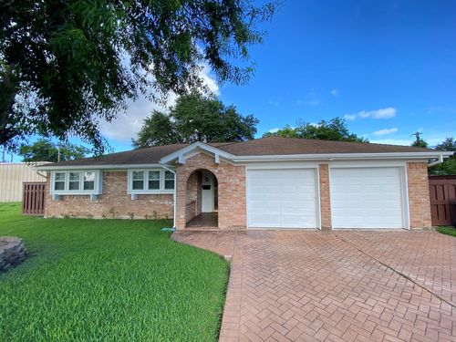 1414 Howell Ave, La Marque, TX, 77568-5509 | Card Image
