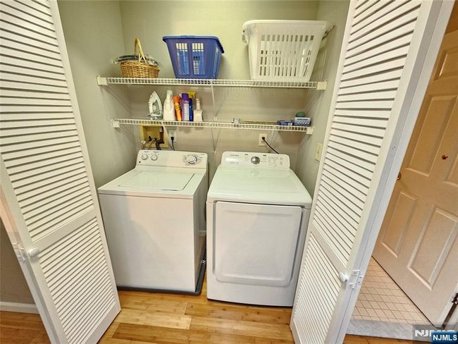 403 Heights Dr, Townhouse with 2 bedrooms, 3 bathrooms and null parking in Haledon NJ | Image 26