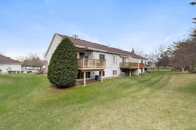 Nice sized backyard and sideyard | Image 12