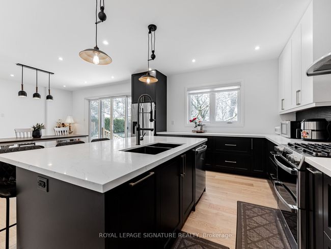 22 Yorkleigh Ave, House other with 6 bedrooms, 4 bathrooms and 4 parking in Etobicoke ON | Image 19