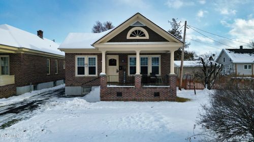 81 Edgecomb St, Albany, NY, 12209-1307 | Card Image